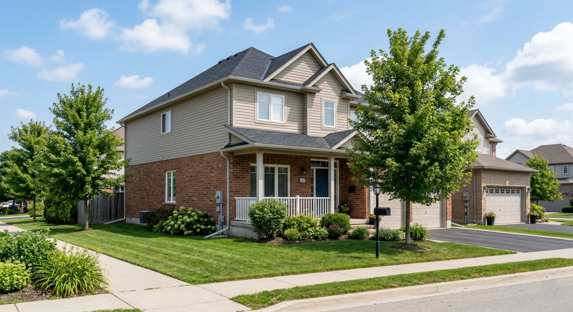 Eavestrough installation in Hamilton on a detached Ontario home